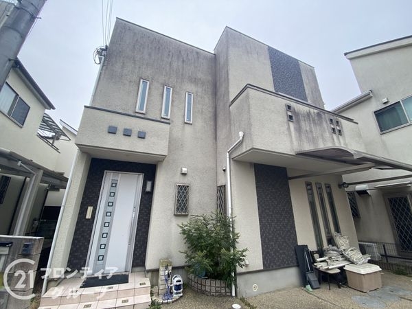 枚方市野村中町　中古一戸建て