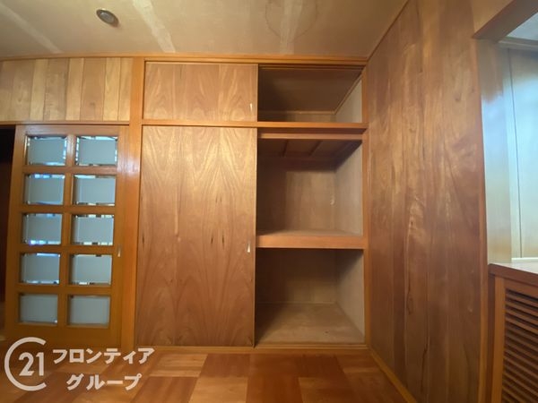 寝屋川市三井が丘３丁目の中古一戸建て