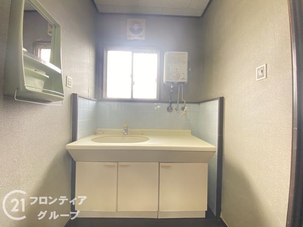 寝屋川市三井が丘３丁目の中古一戸建て