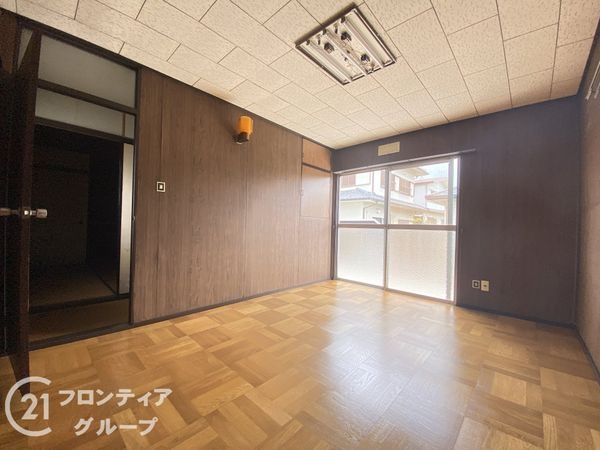 寝屋川市三井が丘３丁目の中古一戸建て