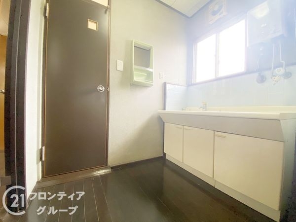 寝屋川市三井が丘３丁目の中古一戸建て