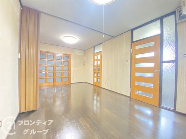 寝屋川市三井が丘３丁目の中古一戸建て