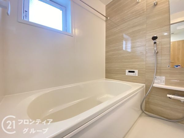 枚方市渚東町　新築一戸建て　全１区画