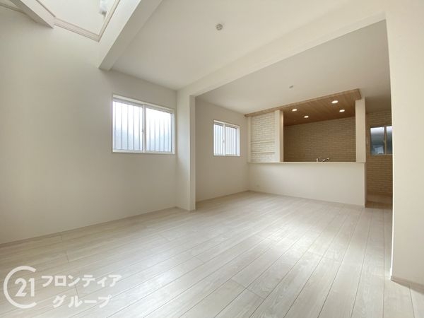 枚方市渚東町　新築一戸建て　全１区画