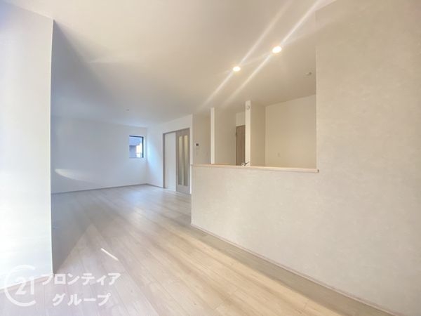 交野市森南３丁目　新築一戸建て　全１区画