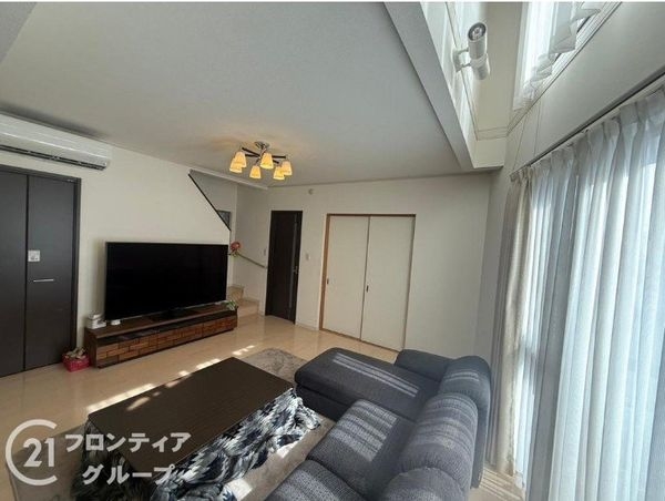 枚方市山之上北町　中古一戸建て