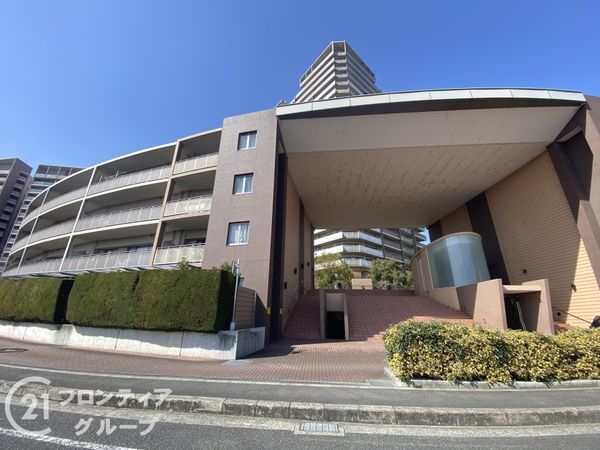 リバティパーク枚方F棟　中古マンション