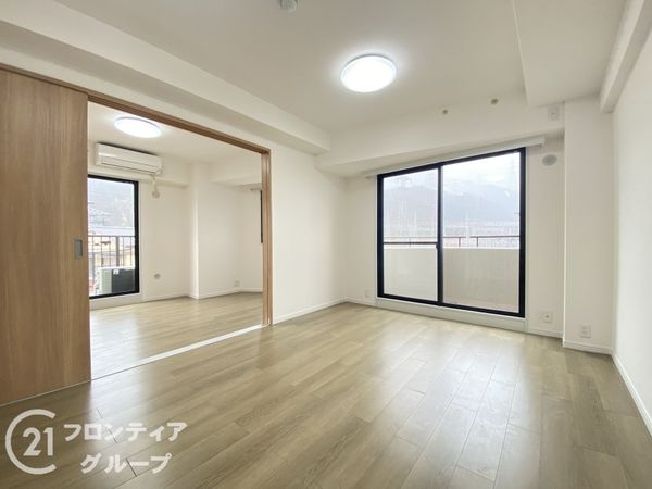 ロイヤルシャトー交野　中古マンション