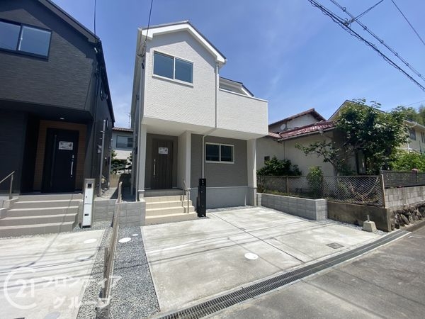 枚方市渚東町　新築一戸建て　２４－１期　２号棟