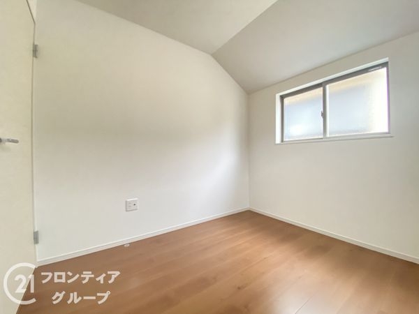 枚方市招提南町１丁目　新築一戸建て