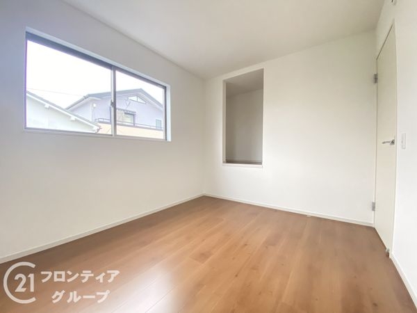 枚方市招提南町１丁目　新築一戸建て