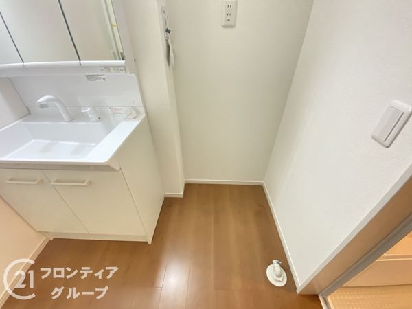 枚方市招提南町１丁目　新築一戸建て