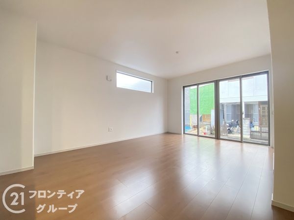 枚方市招提南町１丁目　新築一戸建て