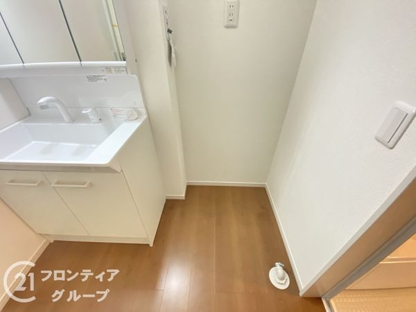 枚方市招提南町１丁目　新築一戸建て