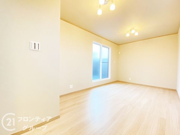 枚方市星丘３丁目　新築一戸建て