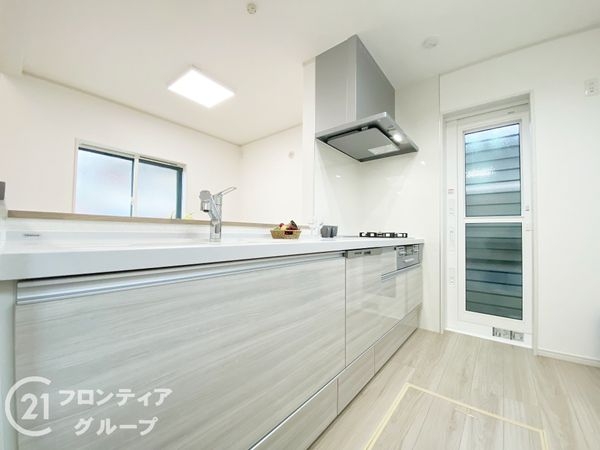 枚方市星丘３丁目　新築一戸建て