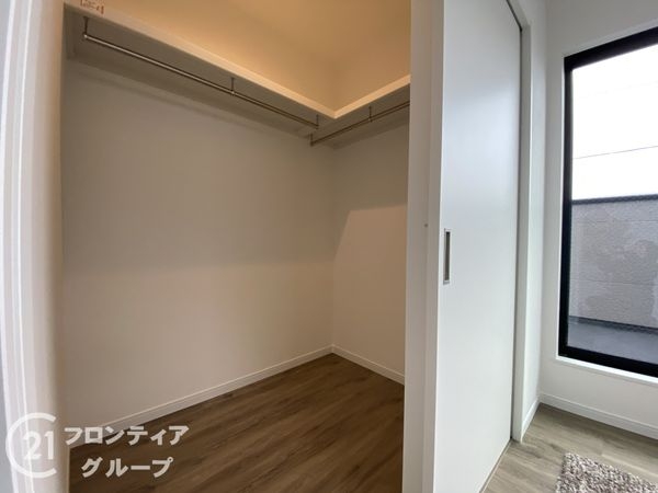 寝屋川市平池町　新築一戸建て