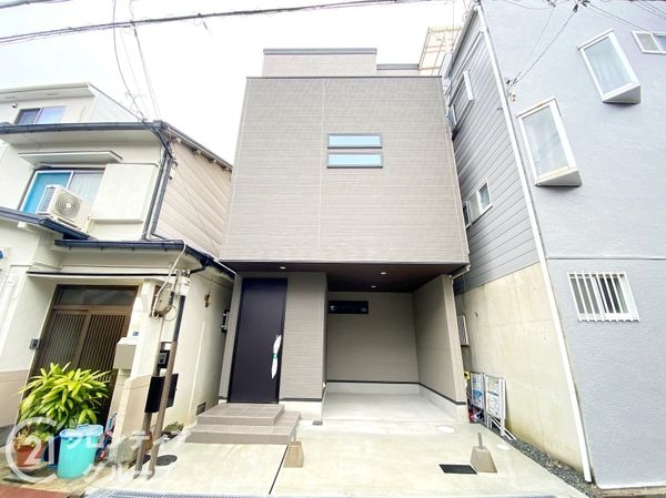 寝屋川市平池町　新築一戸建て