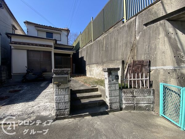 枚方市宗谷１丁目の中古一戸建て