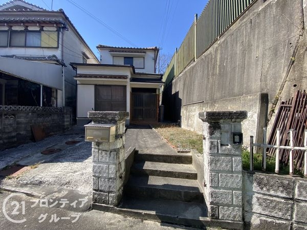 枚方市宗谷１丁目の中古一戸建て