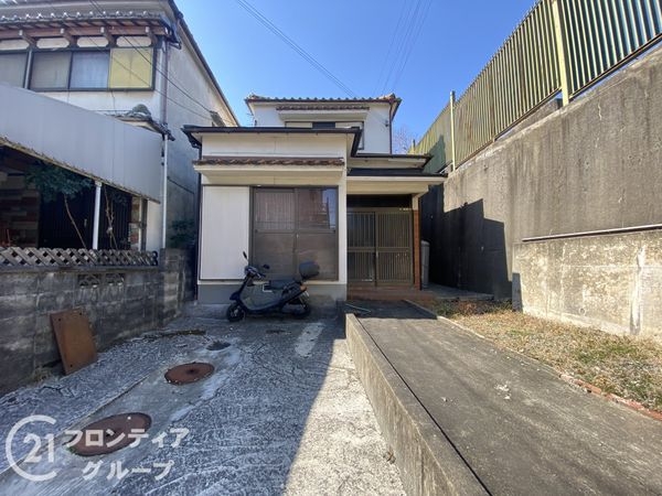 枚方市宗谷１丁目　中古一戸建て