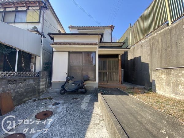 枚方市宗谷１丁目　中古一戸建て