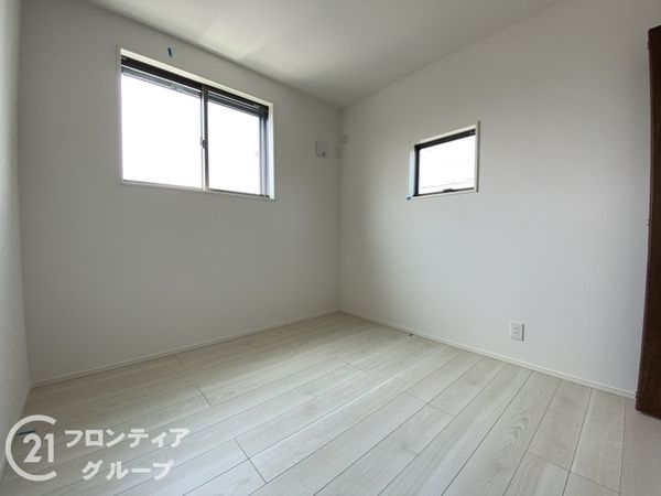 枚方市藤阪元町２丁目　新築一戸建て
