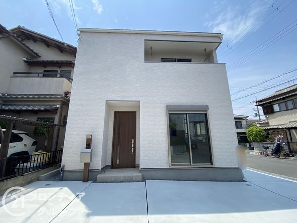 枚方市藤阪元町２丁目　新築一戸建て
