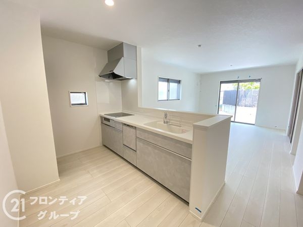 枚方市藤阪元町２丁目　新築一戸建て