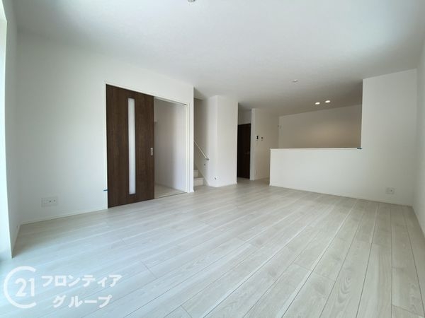 枚方市藤阪元町２丁目　新築一戸建て