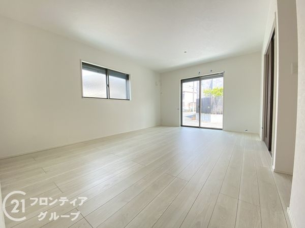 枚方市藤阪元町２丁目　新築一戸建て