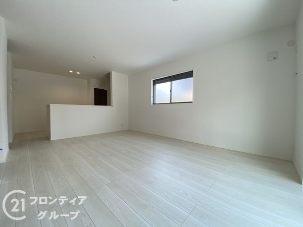 枚方市藤阪元町２丁目　新築一戸建て