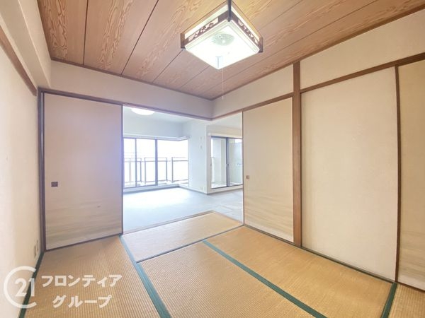 オークヒルズ香里四番館　中古マンション