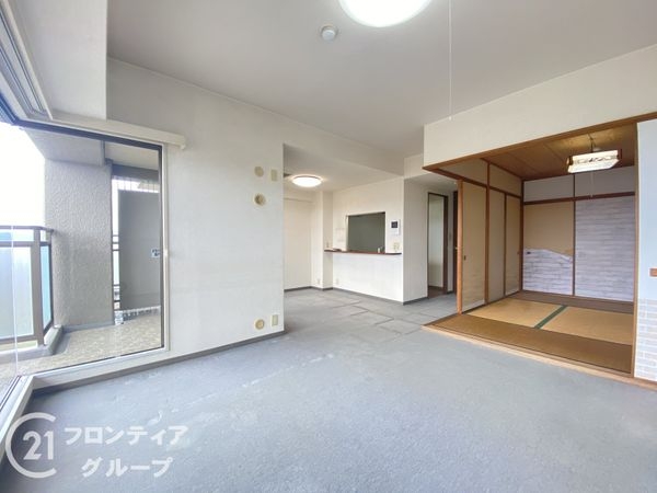 オークヒルズ香里四番館　中古マンション