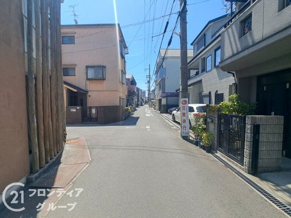 枚方市南中振２丁目　新築一戸建て　３期　全１区画