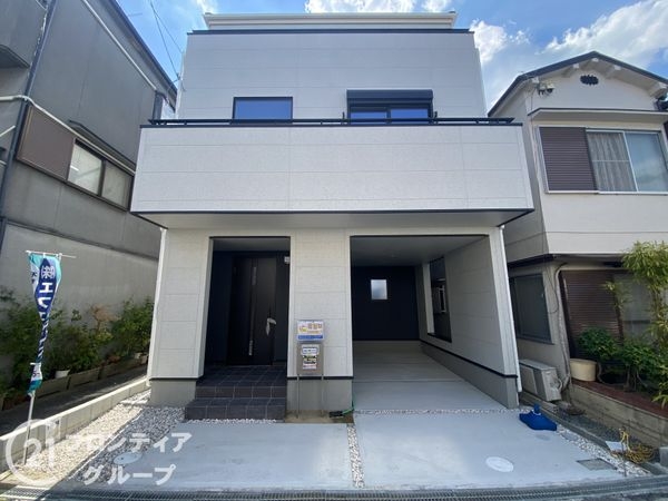 枚方市南中振２丁目　新築一戸建て　３期　全１区画