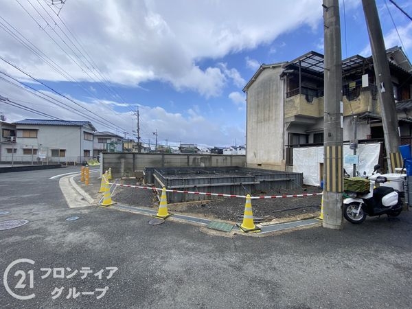 枚方市養父丘２丁目　新築一戸建て　全１区画