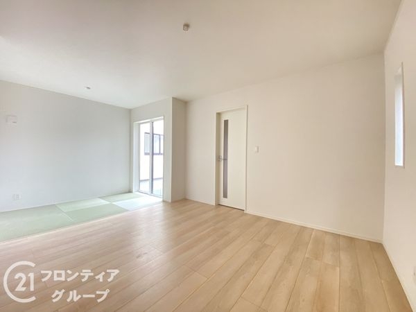 枚方市招提中町１丁目　新築一戸建て　第４　２号棟