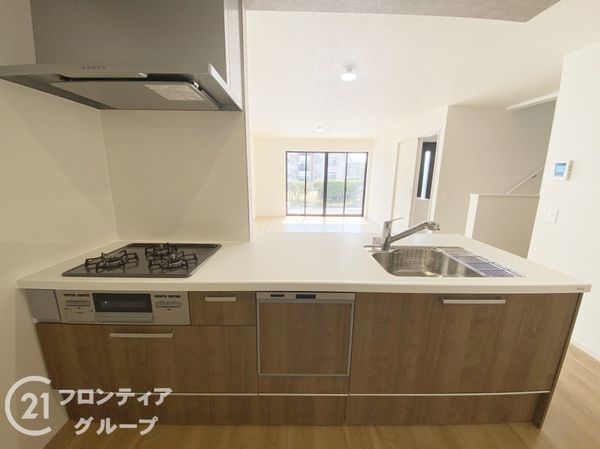 枚方市香里ケ丘７丁目　新築一戸建て　１期　２号棟