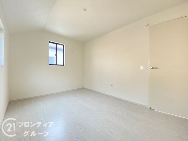 枚方市香里ケ丘７丁目　新築一戸建て　１期　１号棟