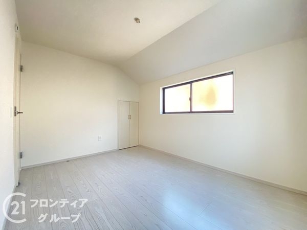 枚方市香里ケ丘７丁目　新築一戸建て　１期　１号棟