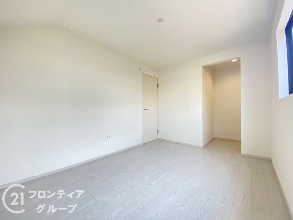 枚方市香里ケ丘７丁目　新築一戸建て　１期　１号棟