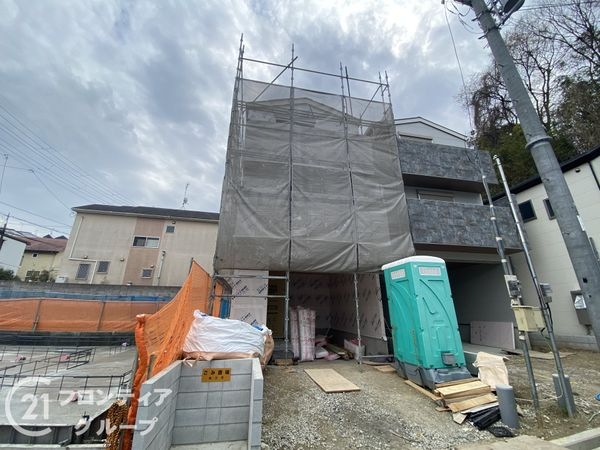 枚方市岡山手町　新築一戸建て　８号地