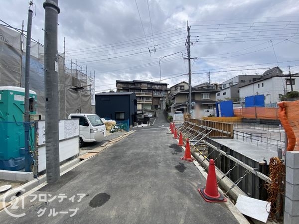 枚方市岡山手町　新築一戸建て　８号地