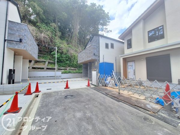 枚方市岡山手町　新築一戸建て　５号地