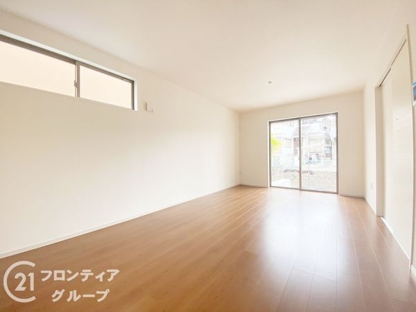 枚方市長尾元町７丁目　新築一戸建て　１期　全１区画