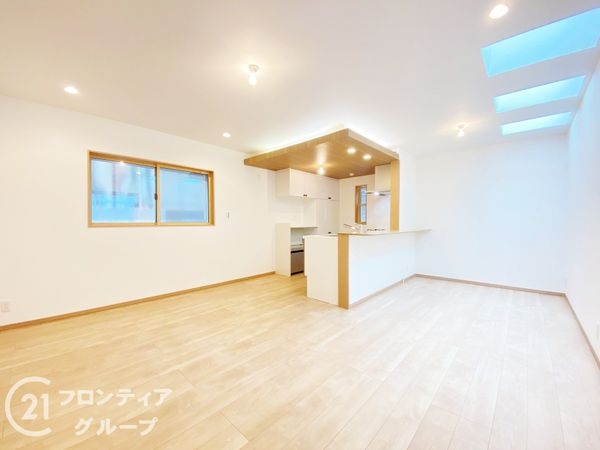 枚方市香里園桜木町　新築一戸建て