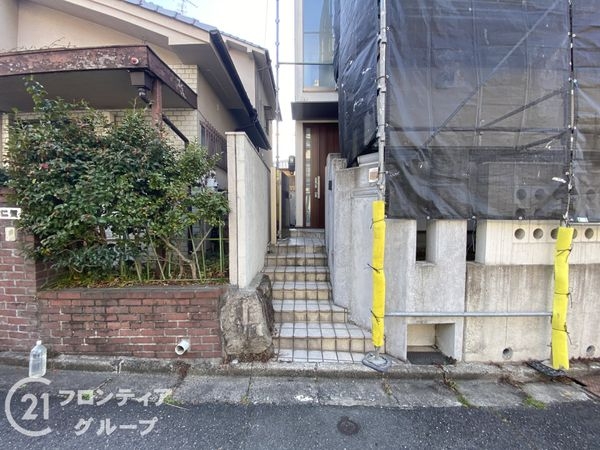 寝屋川市成田南町の中古一戸建て