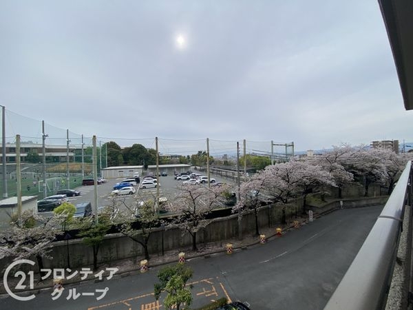 オークヒルズ香里６番館　中古マンション