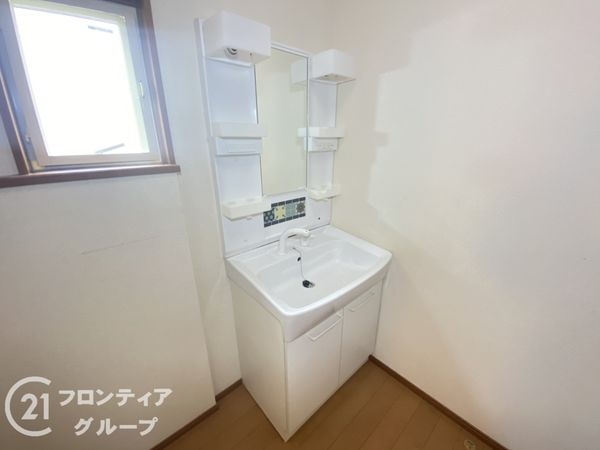 寝屋川市堀溝２丁目の中古一戸建て